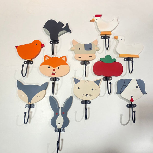 Colored Animated Animal & Bird Wall Cloth Hooks Random Style By MUC