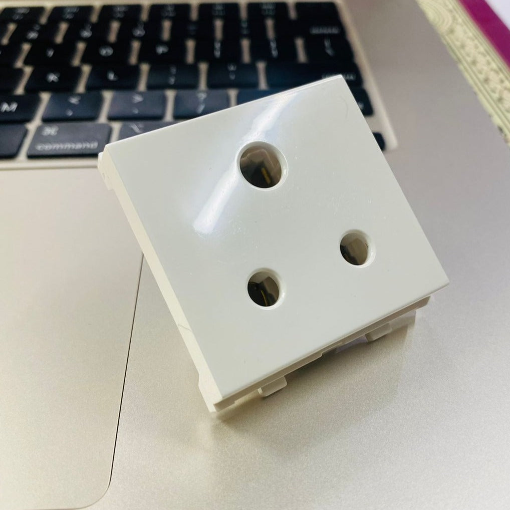 Anchor Penta Modular 2 Module 6 A 3 pin Socket ( W/O Shutter )- 1 Pc