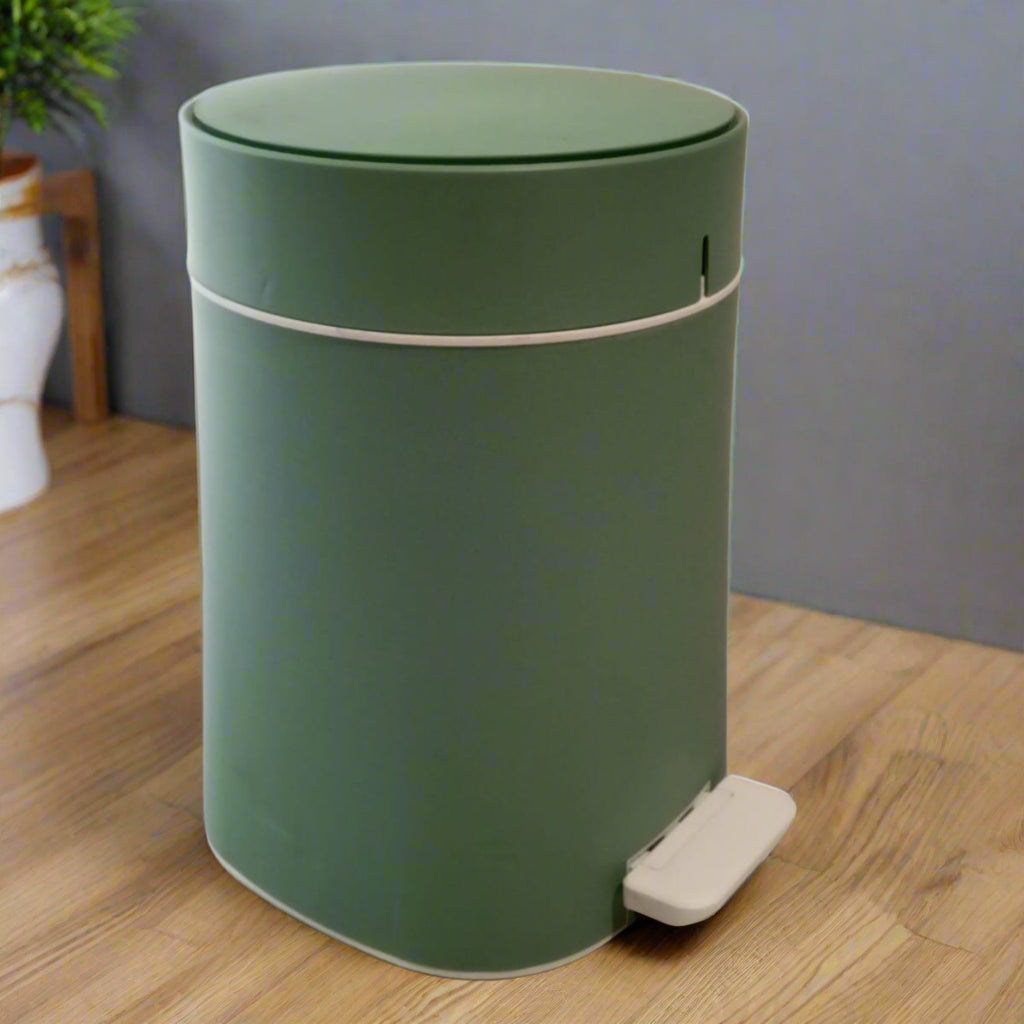 Modern And Stylish Soft Close Pedal Bin With Lid By APT