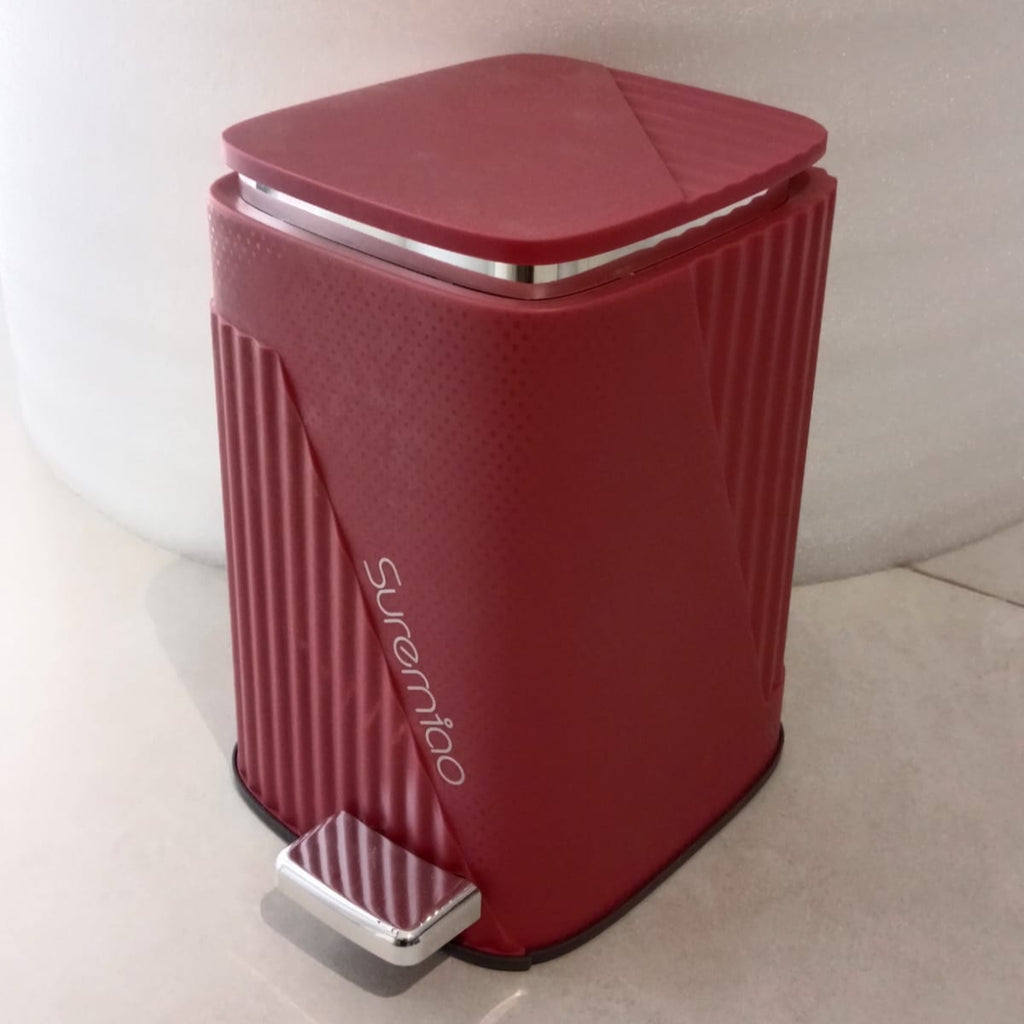 Compact Pedal Operated Dustbin With Textured Body By APT