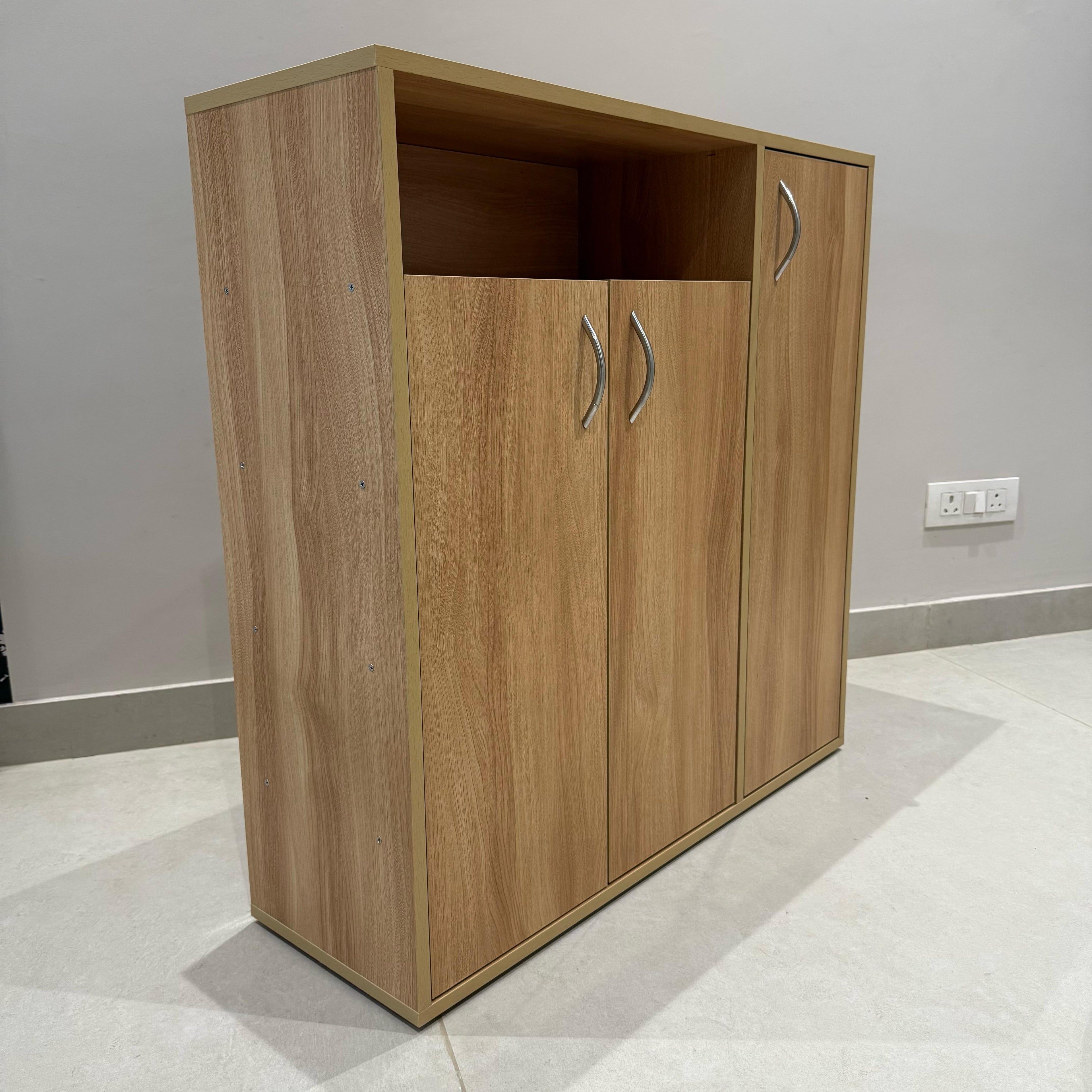 Elegant Shoe Cabinet for Hall / Living Room By Miza