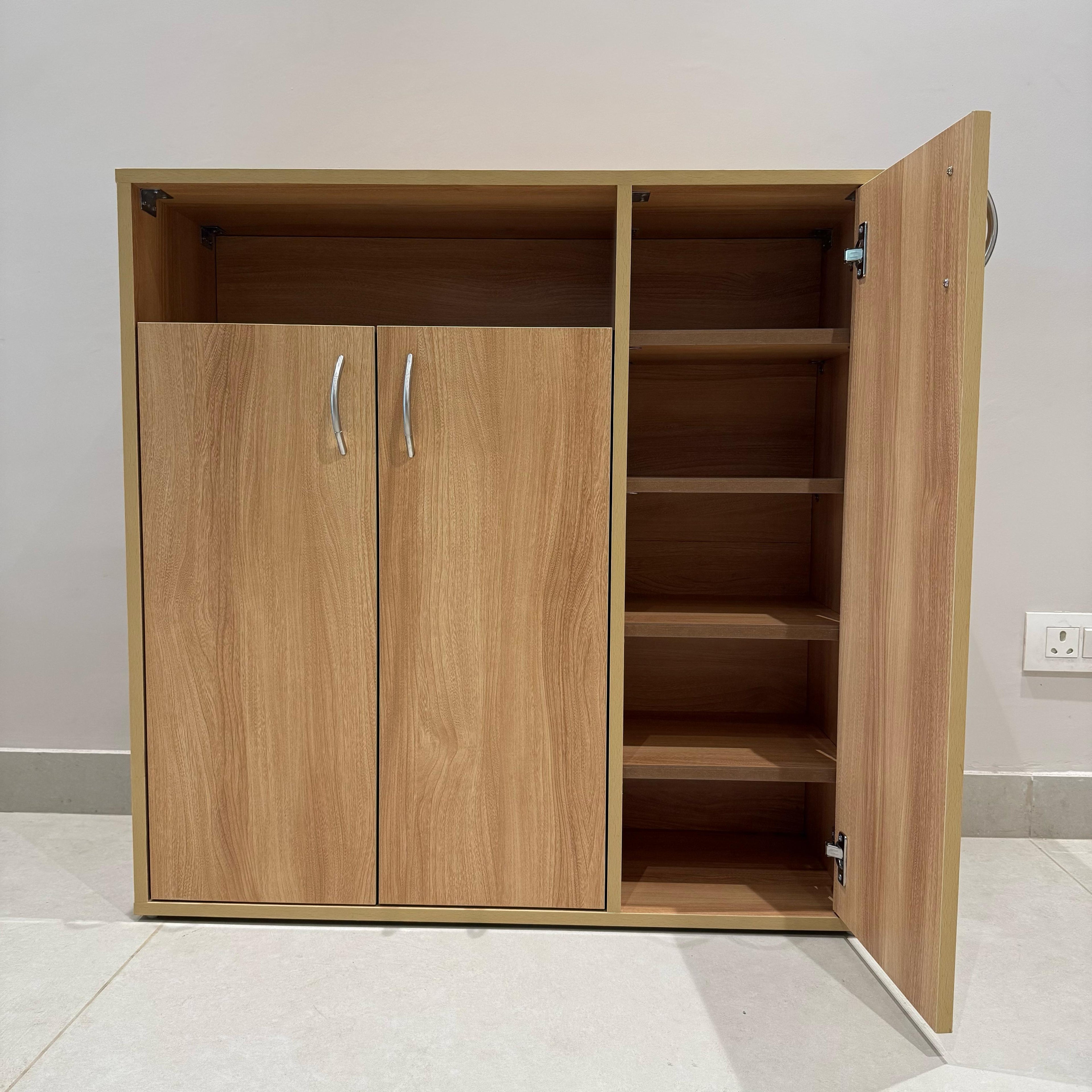 Elegant Shoe Cabinet for Hall / Living Room By Miza