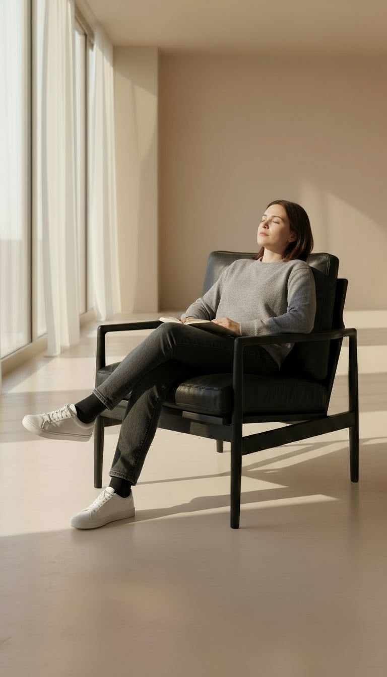 Modern Black Leather Lounge Chair