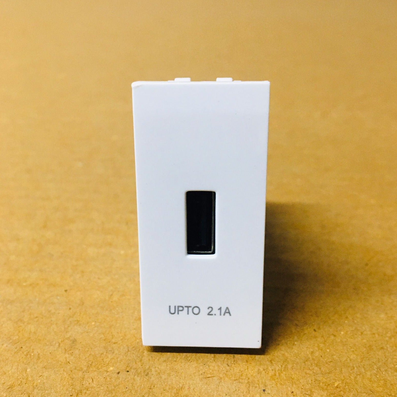 Havells Crabtree Athena New Single Port USB Charger 2.1 A (1 M) -1 Pc