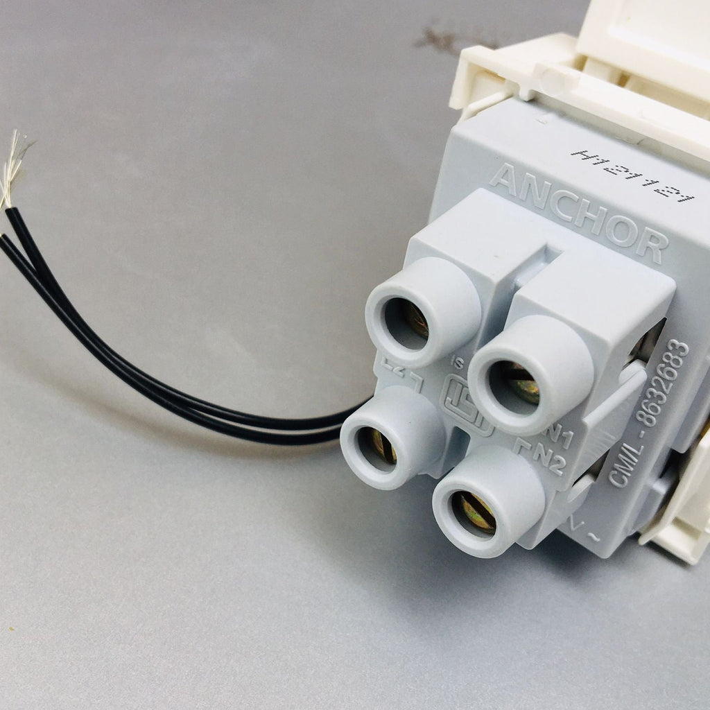 Anchor Penta Modular 32 A DP Switch with Keytag 2 Module - 1 Pc