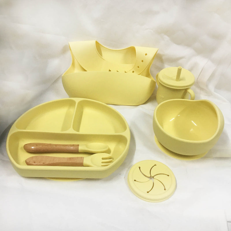 Round Design Eco-Friendly Baby Silicone Bibs Dinner Plate/Feeding Set By CN