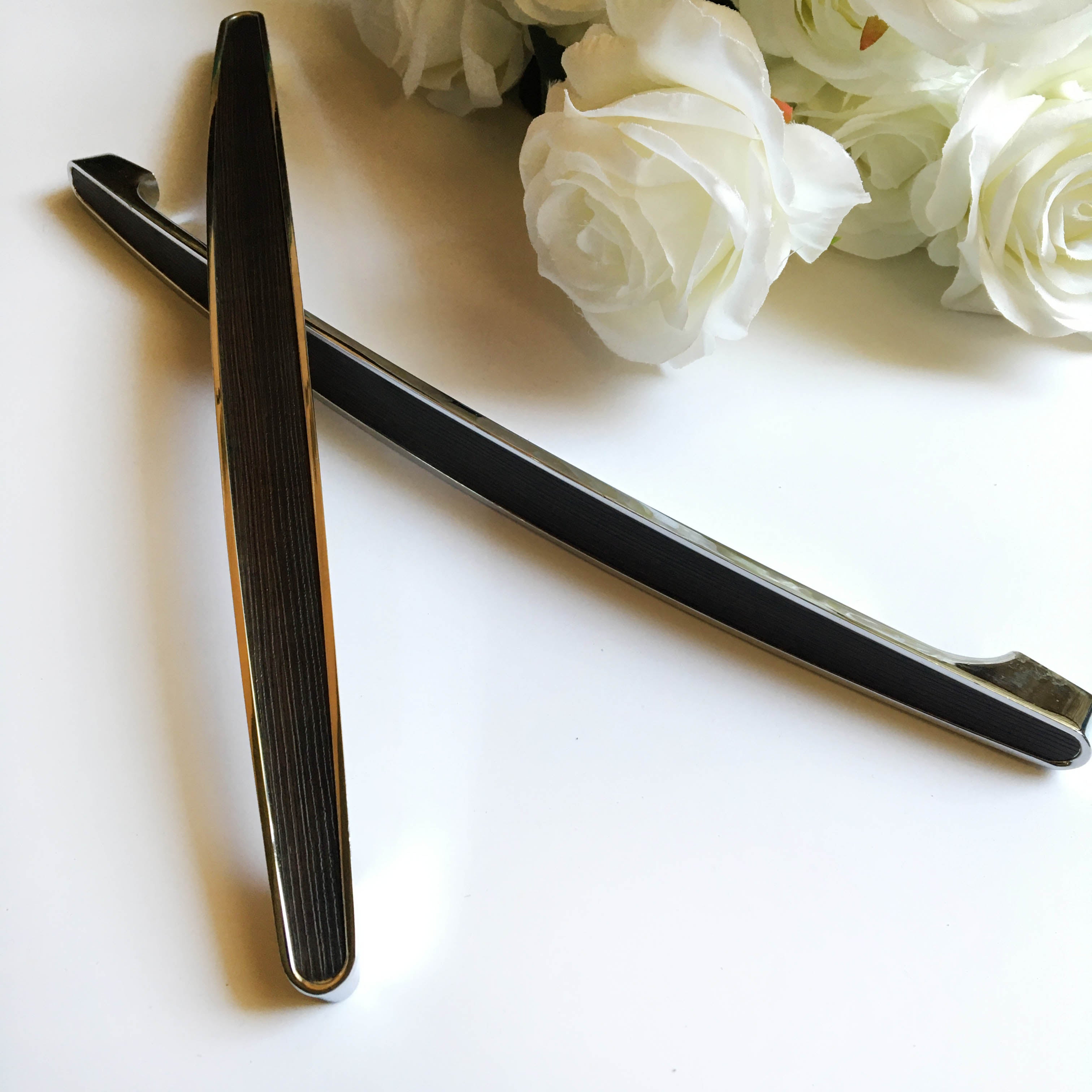 Arc Shape Hexagonal Pattern Metal Silver Tone Door/Cupboard Pull Handle 1Pc By DH