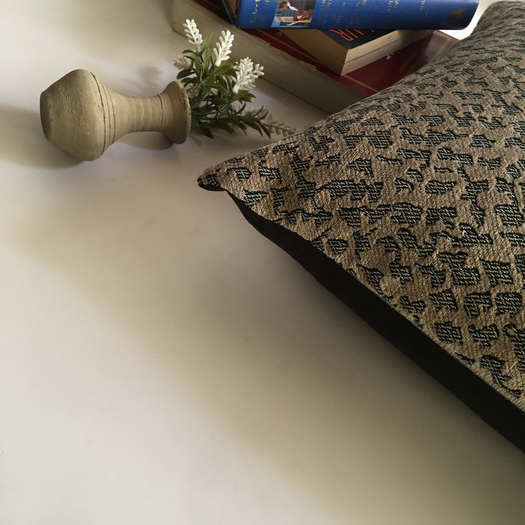 Decorative Jacquard Textured Velvet Cushion Cover (16 x 16 ) 1Pc
