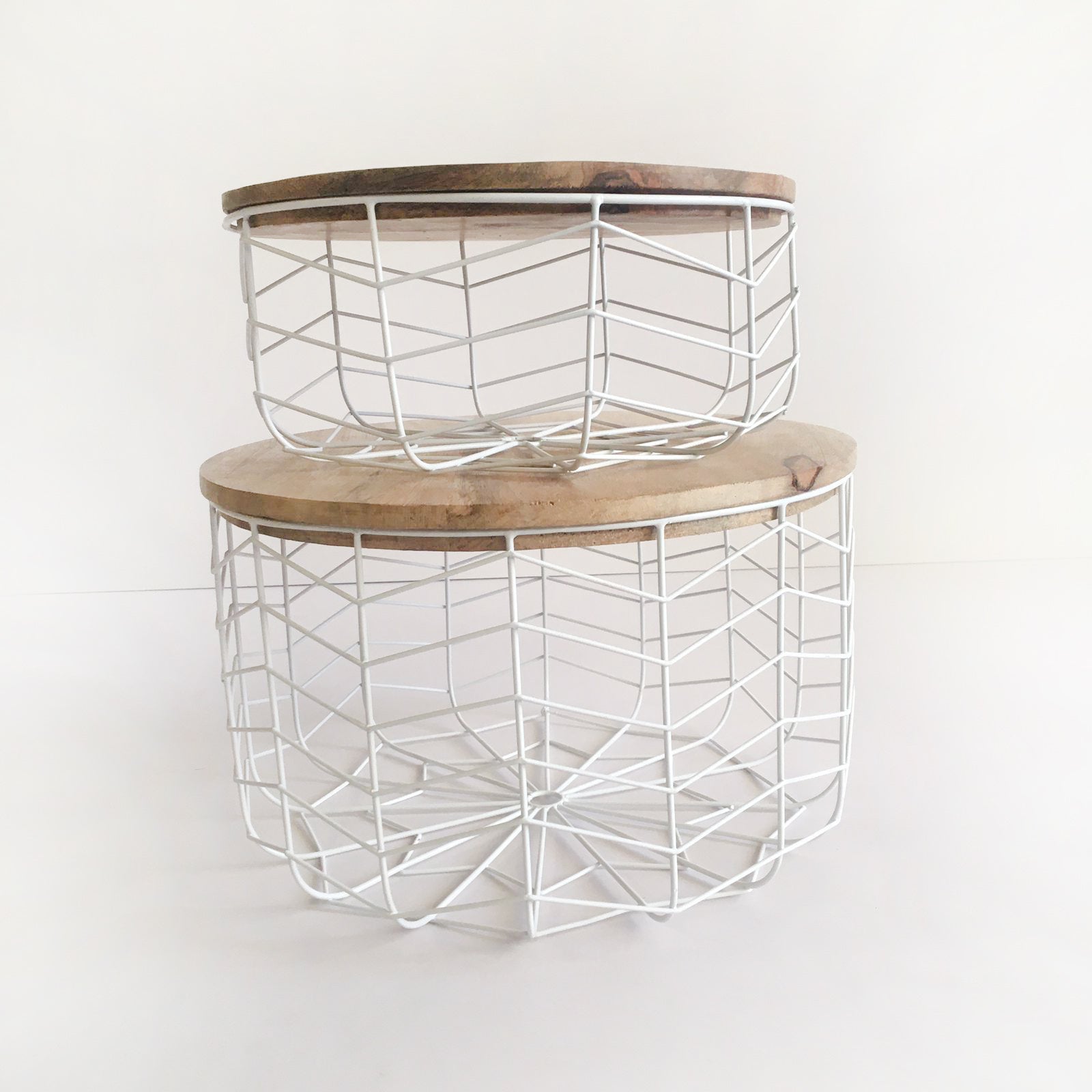 Metal Wire Fruit/Veggie/Multipurpose Basket With Wooden Lid By Fita