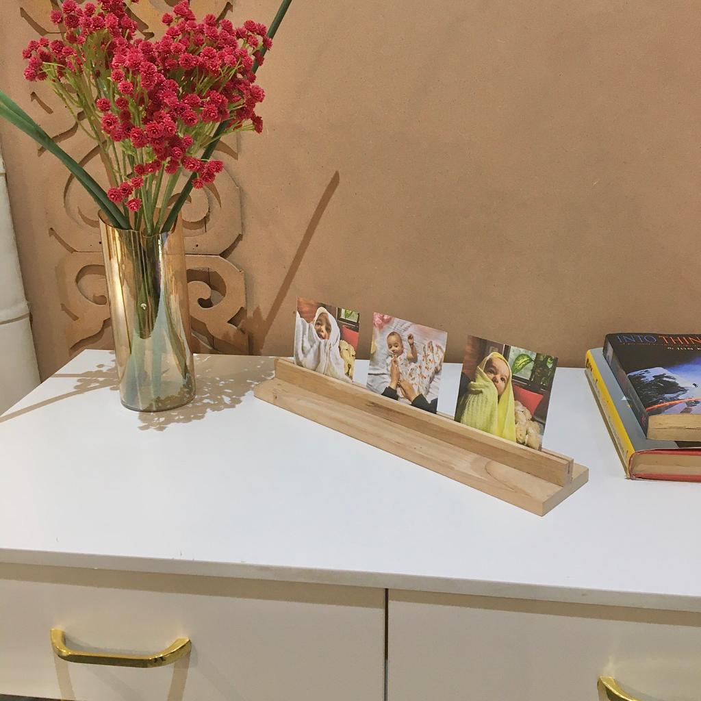 Wooden Rectangular Photo Stand By Miza